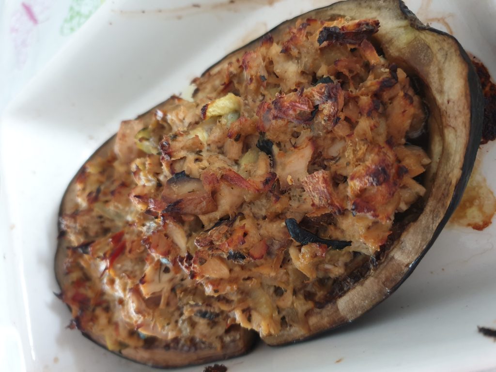 Gevulde aubergine met tonijn
